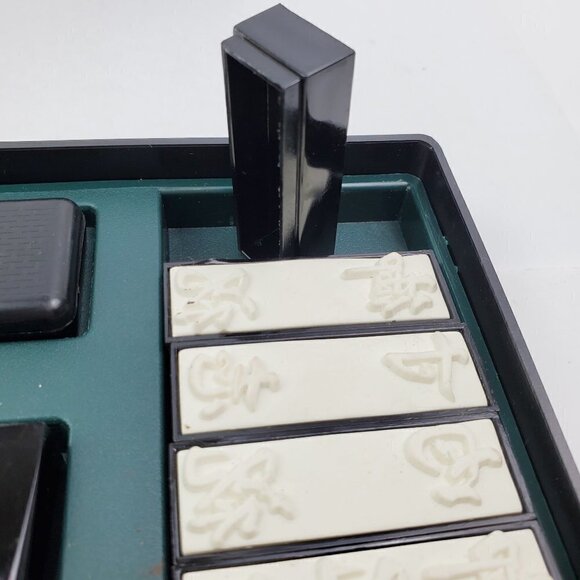 Japanese Calligraphy Set Vintage K-47 Case Box, Brush, Stamps, Paper Weight Etc. - Picture 6 of 13